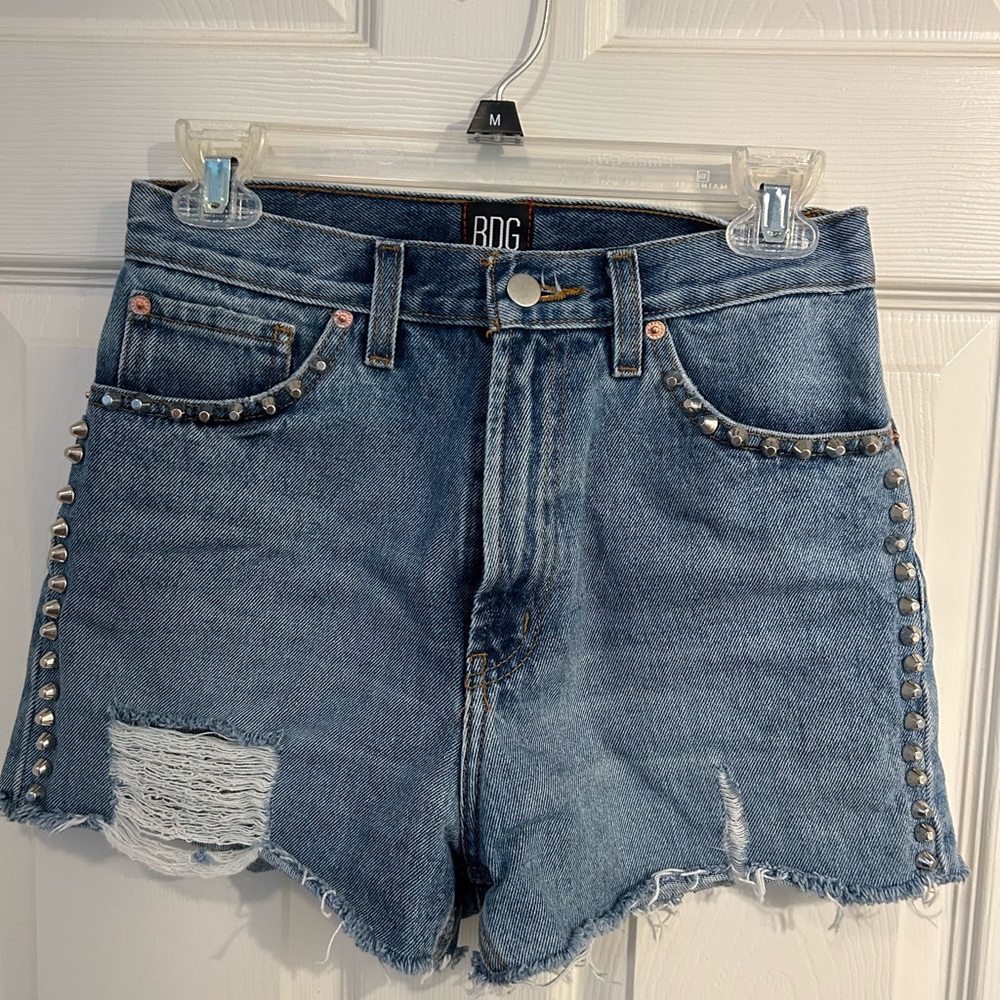 BDG Urban Outfitters Girlfriend High-Rise Studded  jean shorts Size‎ 26